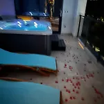 Ivana&luka-put Luke 1, Apartment