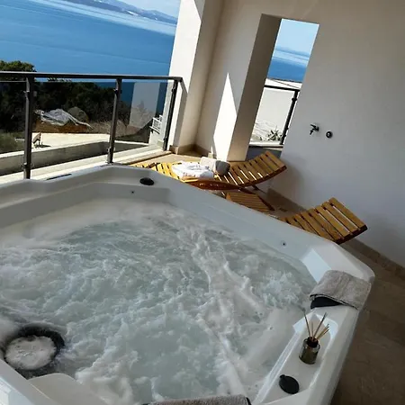 Ivana&luka-put Luke 1, Appartement Brela