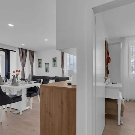 Ivana&luka-put Luke 1,