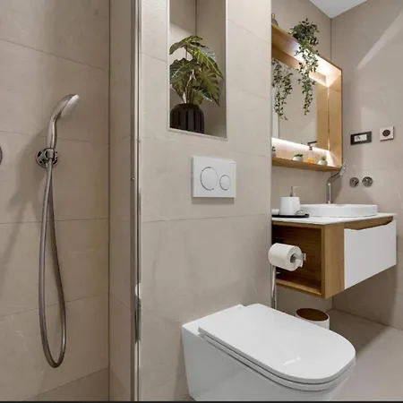 Ivana&luka-put Luke 1, Appartement
