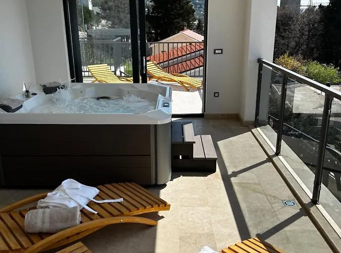 Ivana&luka-put Luke 1, Appartement Brela